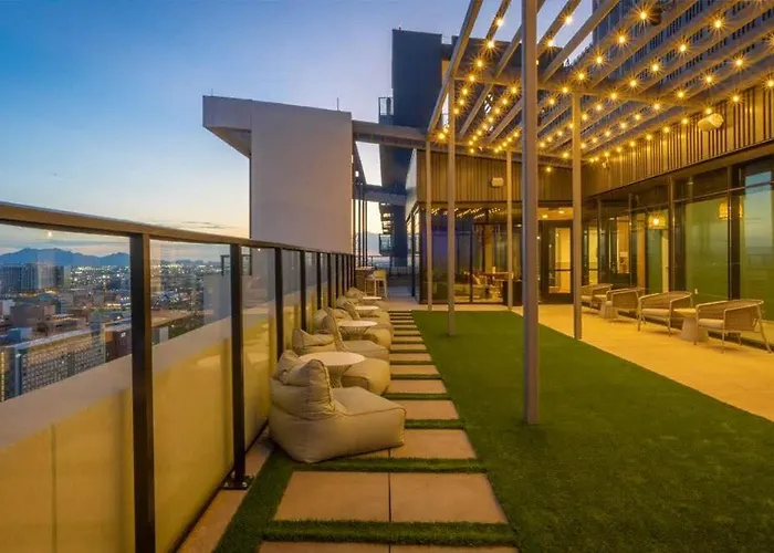 Boulevard Modern Highrise Stu Sky Pool Parking Gym 07 Apartment Phoenix